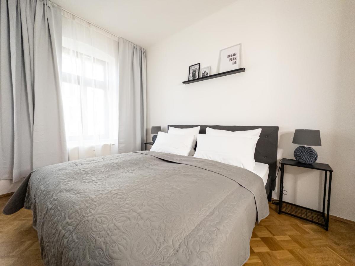 Moderne 3Zimmer Wohnung Mit Netflix Und Balkon Лайпциг Екстериор снимка